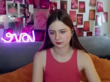 Freechat milanaroz on Chaturbate