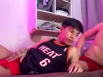 Freechat naughtybutsexy69 on Chaturbate