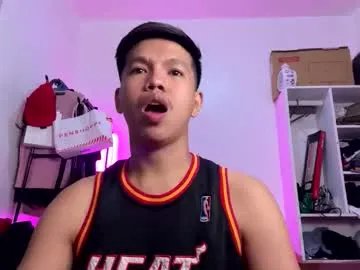 Freechat naughtybutsexy69 on Chaturbate