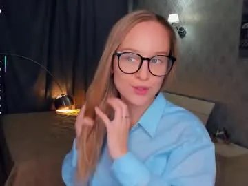 Freechat nicolavanderbie on Chaturbate