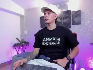 Freechat nils_saint on Chaturbate