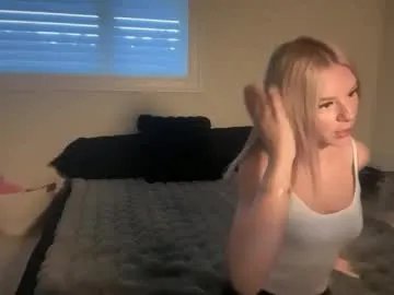 Freechat oliviacarterrr on Chaturbate