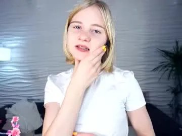 Freechat phyllisearney on Chaturbate