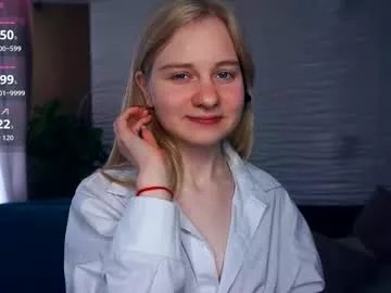 Freechat phyllisearney on Chaturbate