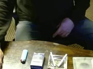 Freechat punkypapi on Chaturbate