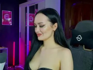 Freechat queenaliss on Chaturbate