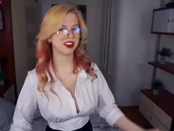 Freechat quennabrucker on Chaturbate