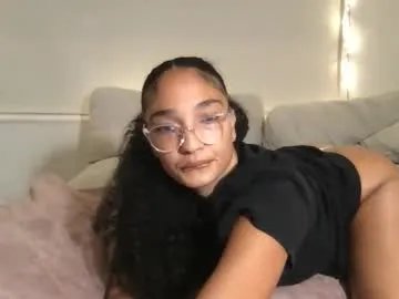 Freechat rosalinatoosexy on Chaturbate