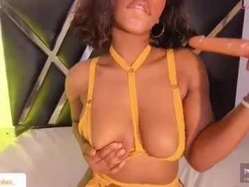 Freechat roxyjordan on Chaturbate