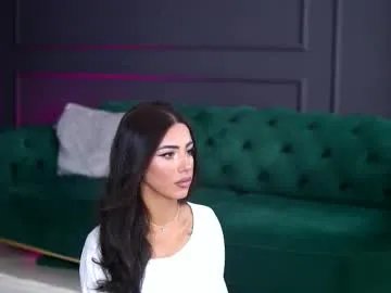 Freechat siennaruh on Chaturbate