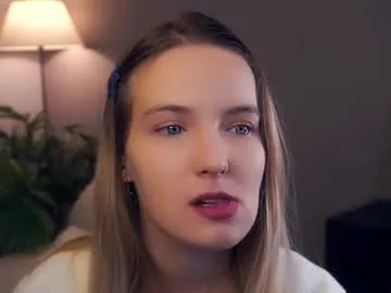 Freechat tashinapetitto on Chaturbate