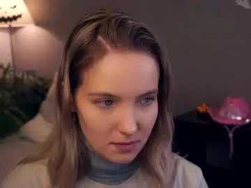 Freechat tashinapetitto on Chaturbate