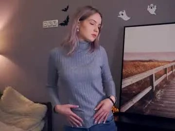 Freechat tashinapetitto on Chaturbate