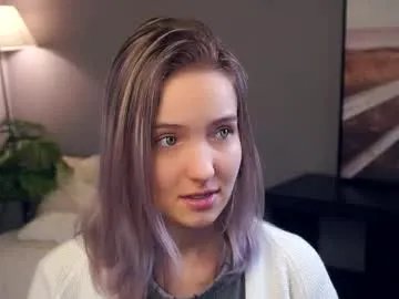 Freechat tashinapetitto on Chaturbate