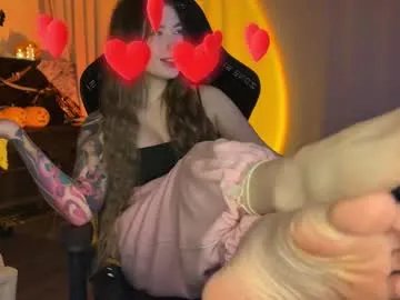 Freechat urmissalice on Chaturbate