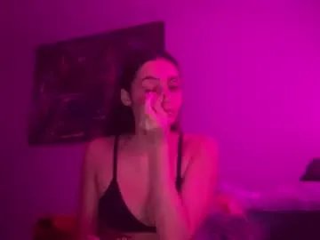 Freechat xoharperr on Chaturbate