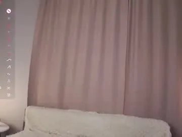 Freechat zara_shine on Chaturbate