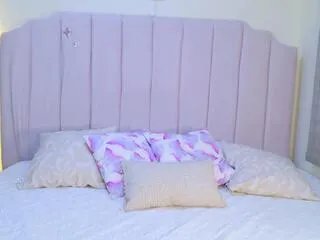 alison_ferrer on Flirt4Free