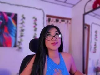 bella_harllow on Flirt4Free