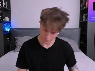 curtis_crew on Flirt4Free