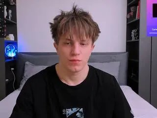 curtis_crew on Flirt4Free