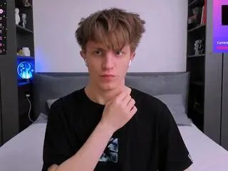 curtis_crew on Flirt4Free