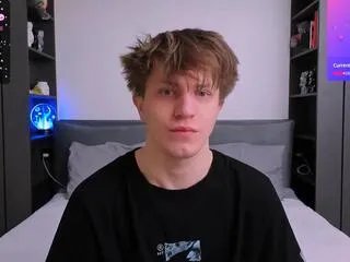 curtis_crew on Flirt4Free