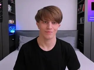 curtis_crew on Flirt4Free