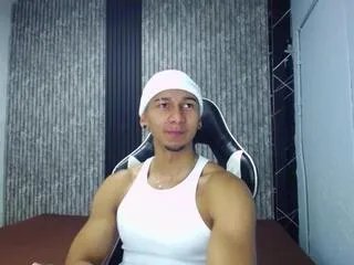 jacksson_big on Flirt4Free