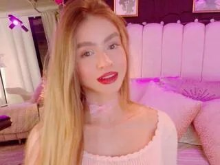 lisa_belluci on Flirt4Free