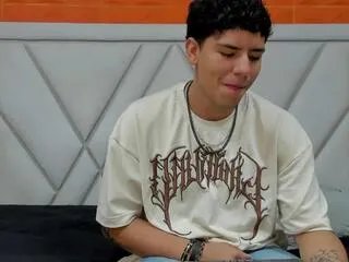 tobias_vega — Freechat on Flirt4Free