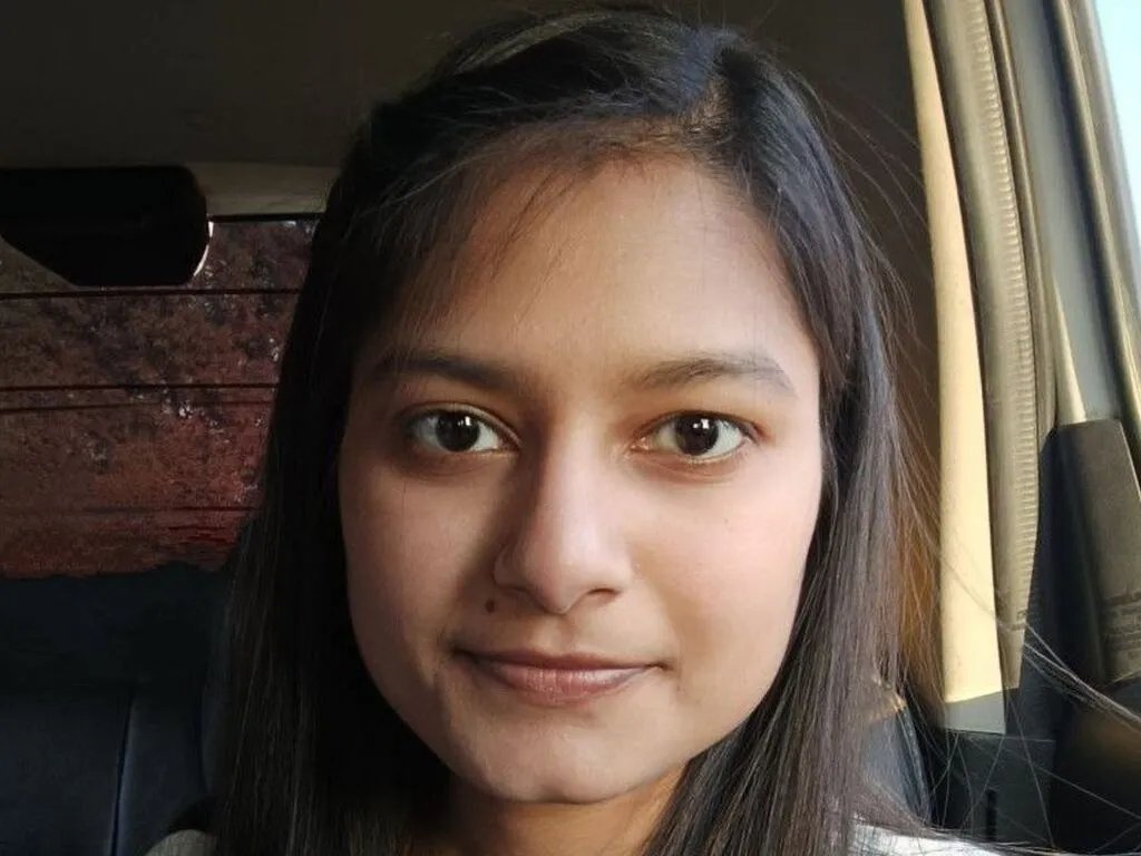 GretaCyrus — choclate , icecreams , cute dogs , cam to cam , blowjob , having an orgasm 24/7