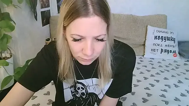 -GoldenGirl-