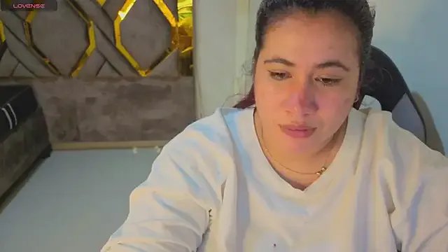 Freechat Addyy_02 on StripChat