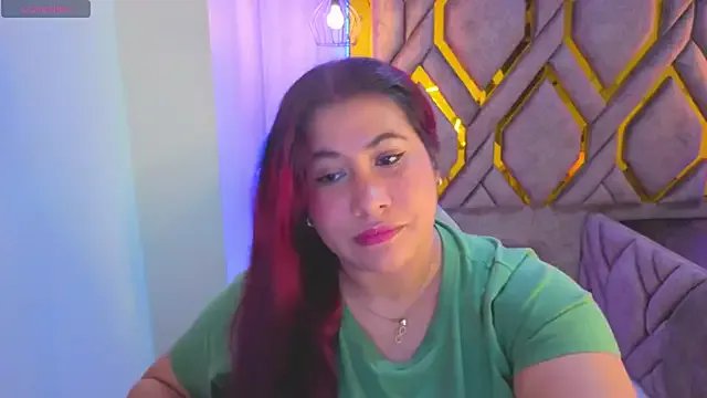 Freechat Addyy_02 on StripChat