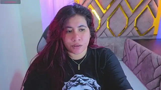 Freechat Addyy_02 on StripChat