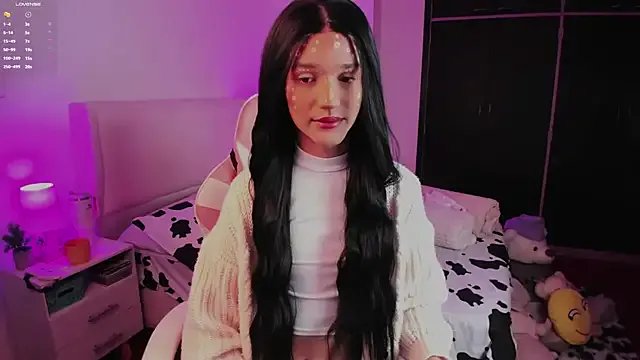 Freechat Ainhoads on StripChat