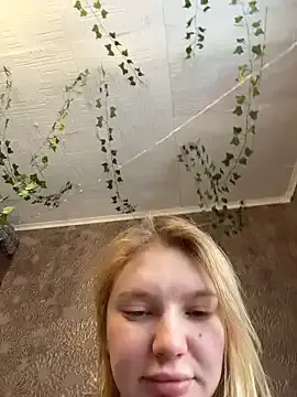 AmmyHot on StripChat
