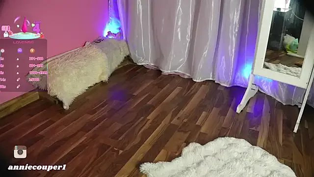 Freechat AnnieCouperr on StripChat