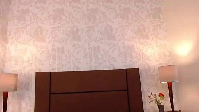 Freechat Ava_Raye on StripChat