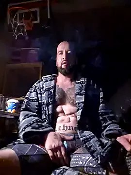 Freechat Beardedtattood on StripChat