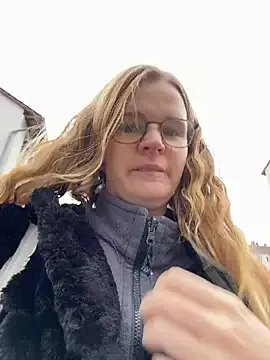 Freechat Bikergirl_97 on StripChat