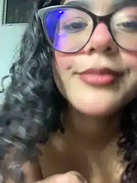 Freechat CaroBeach on StripChat