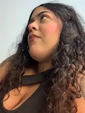 Freechat CaroBeach on StripChat