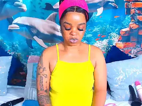 Private Cherrybootyjoy on StripChat