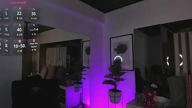 Freechat Cloee_Rainbow1 on StripChat