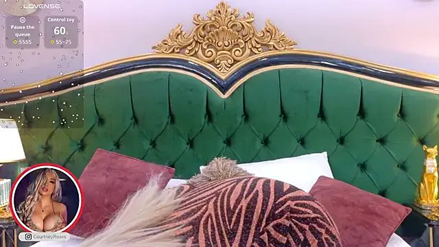 Freechat CourtneyRoses on StripChat