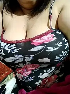 Freechat DALO3A85 on StripChat