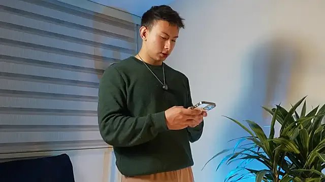 Freechat DeusbelliS on StripChat