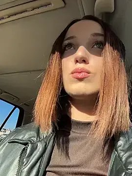 Freechat DollyTall on StripChat